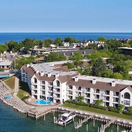 359 Edgewater Inn Charlevoix Exterior foto